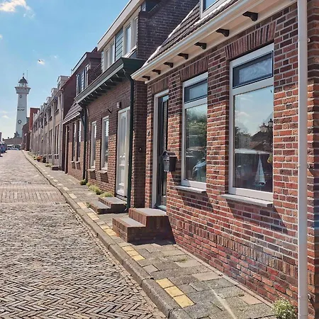 Holiday home Lighthouse Egmond aan Zee